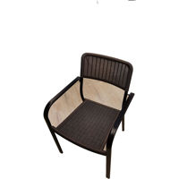 plastic garden chairs